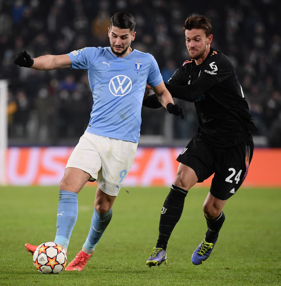 法兰克福vs多特蒙德：堂安律、克瑙夫首发