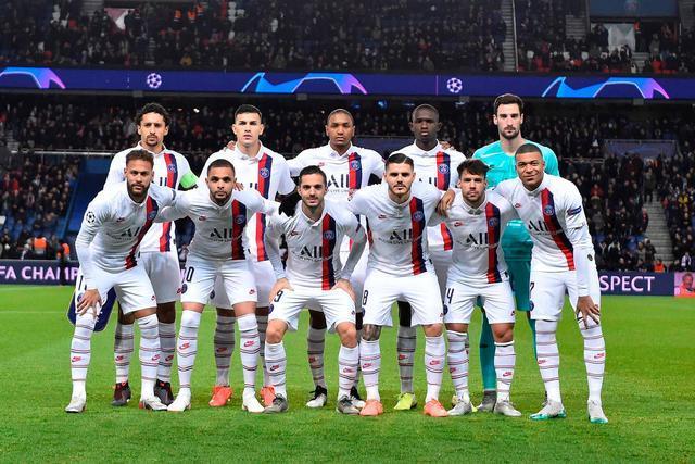 电竞新秀选手签约战队引关注