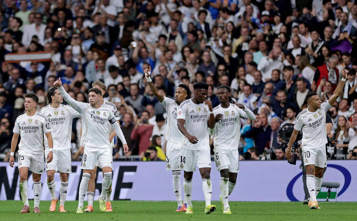 西超杯决赛前瞻：巴萨力求复仇皇马，卫冕荣誉在望